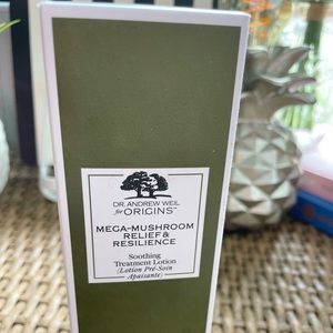 Dr Andrew Weil for Origins. Mega mushroom relief and resilience.